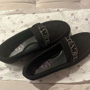 New with box black shoes